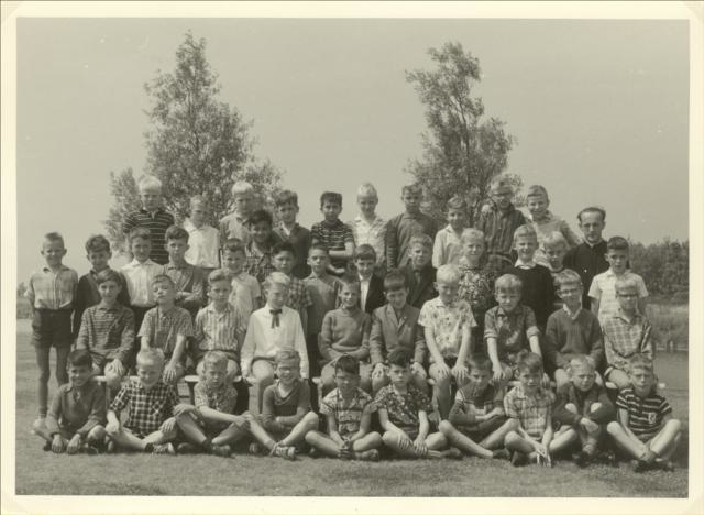 schoolfoto 1962 klas 4 van broeder bejamin  
