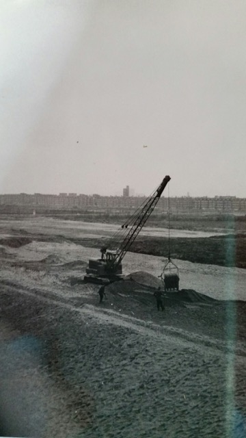 Einsteinweg in aanbouw, omstreeks 1956 Bron: Albert Bruinsma 