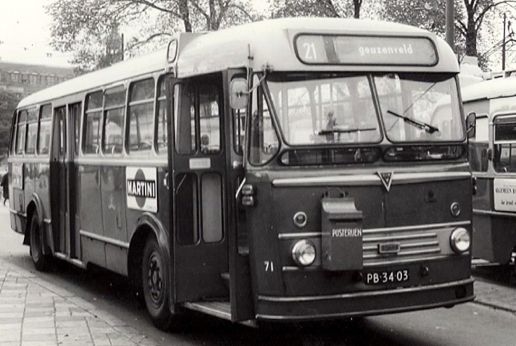 Bus 21 in de jaren 60 Foto: Tom Mulder, zie ook  www.amsterdamsetrams.nl/lijn21.htm 