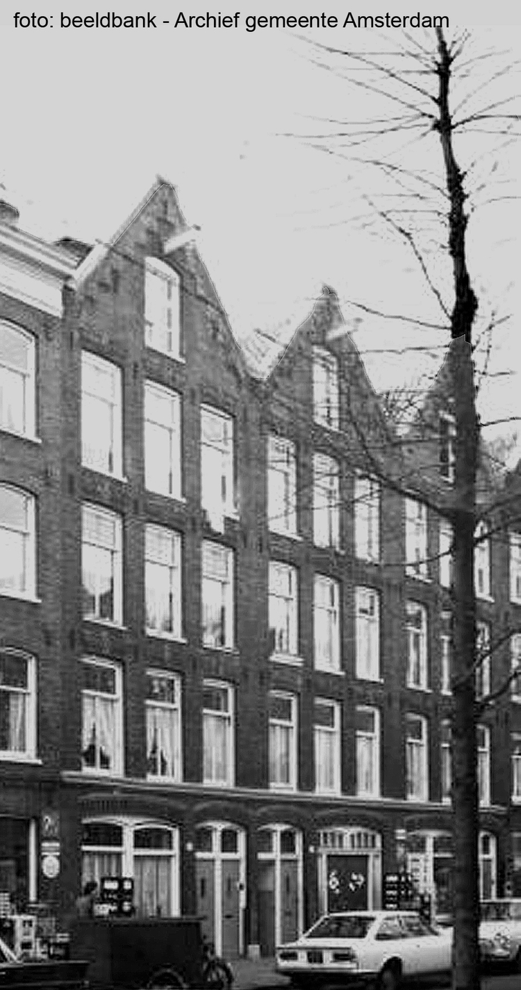 houtrijkstraat 13,15,17 Een foto van rond 1960 