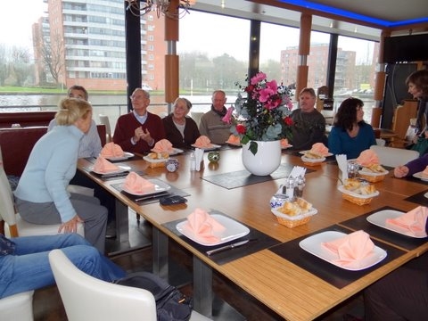 Heerlijk lunchen in een mooie ambiance met een fantastisch uitzicht Foto: Annick van Ommeren-Marquer, 25 november 2011 