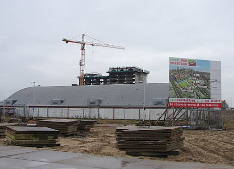 De Jan van Galenstraat gaat drastisch veranderen als dit beeld verdwijnt Foto: Annick van Ommeren-Marquer, 12 maart 2009 