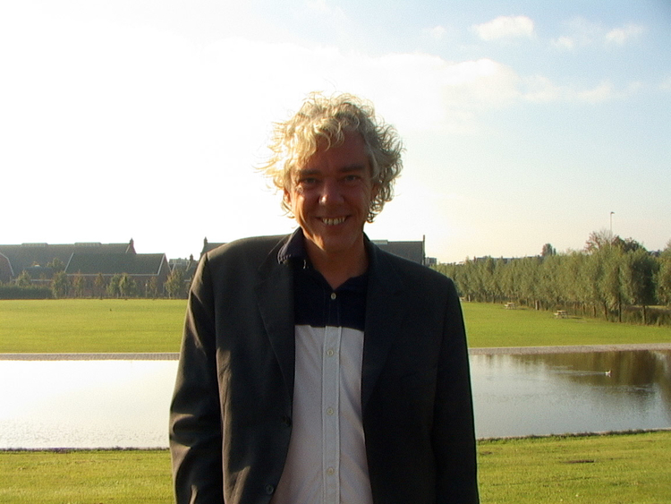 Jan Monquil bij de waterpartij in het Westerpark. Foto: 2007 