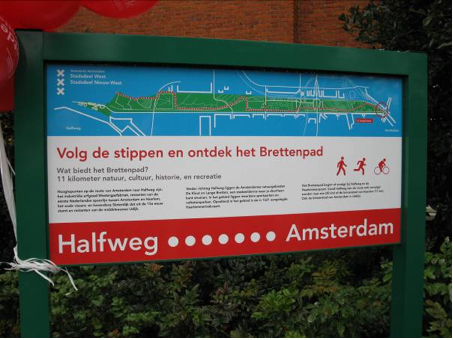 Een duidelijk info-bord, dat is duidelijk Foto: Jan Wiebenga, 26 september 2010 