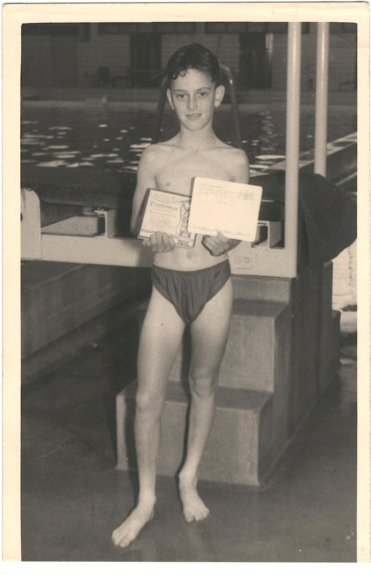 Fred Fontijn met zijn net behaalde diploma, 1956 Foto: collectie Fred Fontijn 