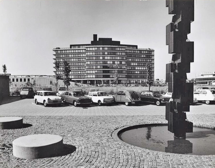 Het voormalige Geveke & Groenpolhuis aan de Kabelweg 25 begin jaren 70 Foto: Beeldbank van van het Stadsarchief van Amsterdam// 
