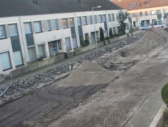De Overpeltstraat wordt opnieuw bestraat Foto: Aafke de Boer 