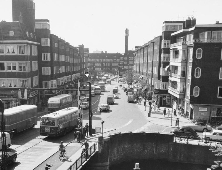 Hoofddorpweg met linksvoor de Zeilbrug Fotofragment: Beeldbank van het Stadsarchief van Amsterdam, 1966 