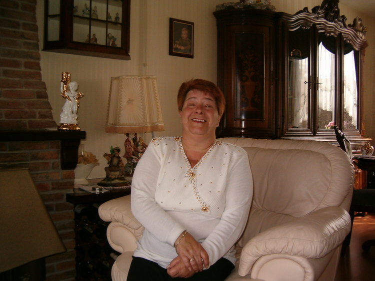 mevrouw Bastiani 2006 Nog steeds gelukkig in haar huis. 