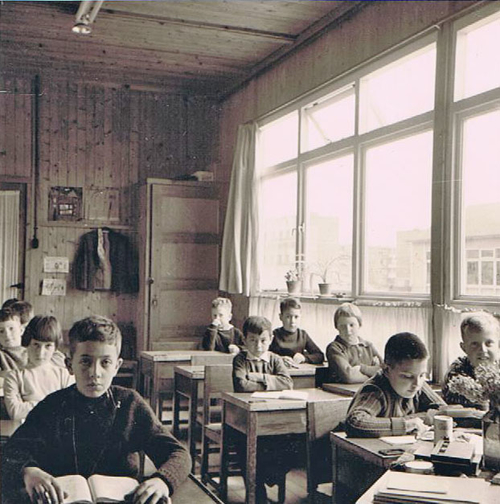  Foto: collectie Rob van den Broeke In de tweede klas 2 (Rob zit tweede van rechts)  - 1960-1961 - Foto: collectie Rob van den Broeke 