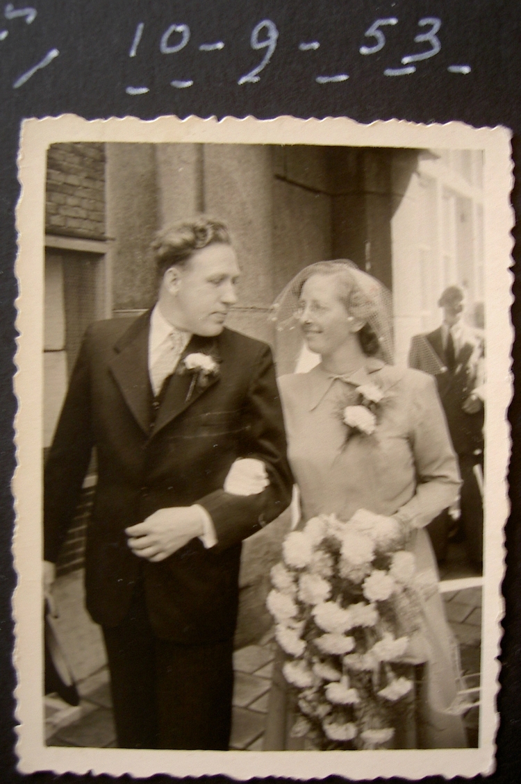 Trouwerij mevrouw Bink Meneer en mevrouw Bink zijn getrouwd op 10 september 1953 