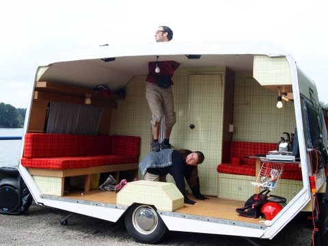 de Caravan / Theater Rast, zeer komisch duo Foto: Annick van Ommeren-Marquer, 26 juni 2011 