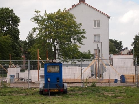 Toch nog de bouw van 18 sociale woningen gestart Foto: Annick van Ommeren-Marquer, 8 juli 2011 