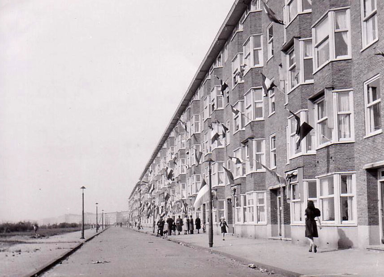 De Postjeskade rond de bevrijding in mei 1945 Foto: Collectie Joost van Ingen 