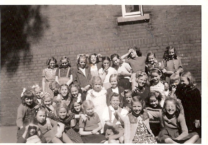 De meisjesschool Foto: collectie Corrie landsaat 