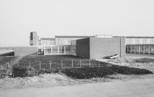 St. Lukasschool Ookmeerweg 237 - Foto: Beeldbank van het Stadsarchief van de gemeente Amsterdam, 1961 