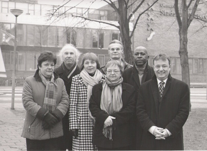  SLT in 2006: van links naar rechts: Liesbeth Stricker, Gerard Molewijk, Anneke Brink, Ria Stricker, <br />Frans Beks, Vivian Hamel, Alberto Schreutelkamp (niet op de foto: Aydin Durmus) 