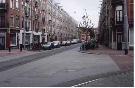 Van der Hoopstraat vanaf de Groen van Prinstererstraat naar de Van Hallstraat wie, wat, wanneer, waar Foto: 2004, Jan Wiebenga 