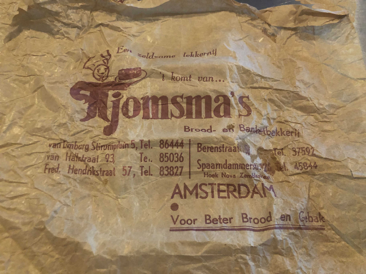 Papier van bakkerij Tjomsma  