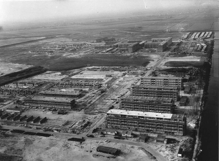 Geuzenveld 1955 - foto Stadsarchief Amsterdam  