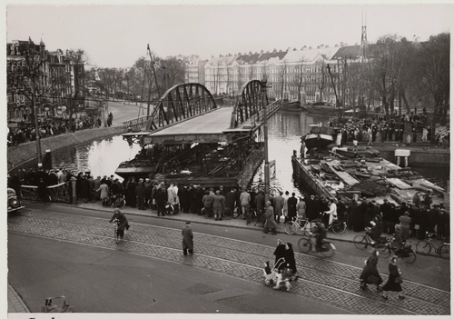 Uitvaren (eerste) brug, 18 december 1949  